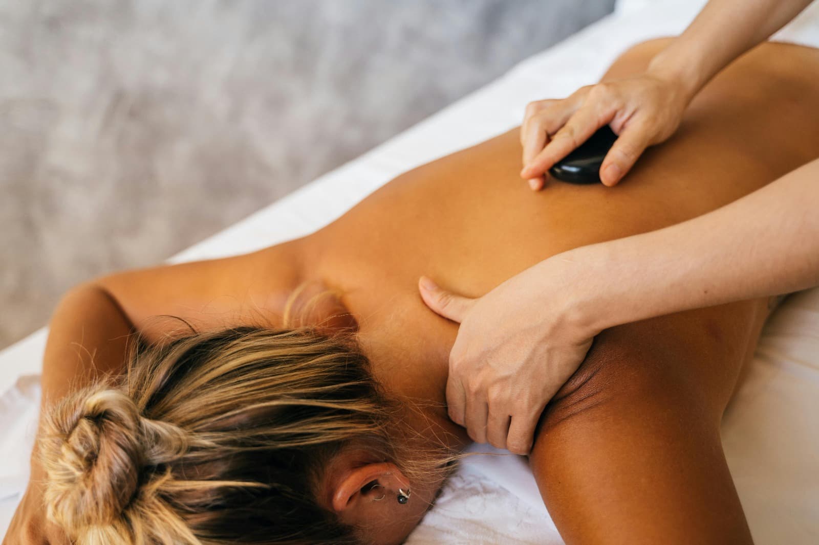 Luxury Wellness Experiences with Relaxation Massage near Mall of the Emirates